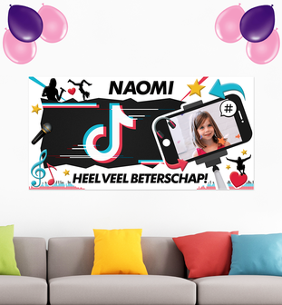 Gepersonaliseerde muurbanner TikTok thema beterschap voorbeeld